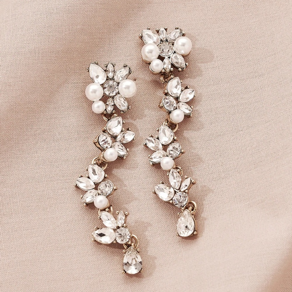 Olive and Piper Savannah Earrings - BRAND NEW! Never worn